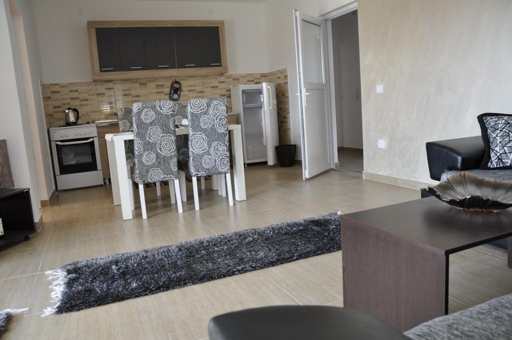 Aparthotel Stijovic Бар Екстер'єр фото